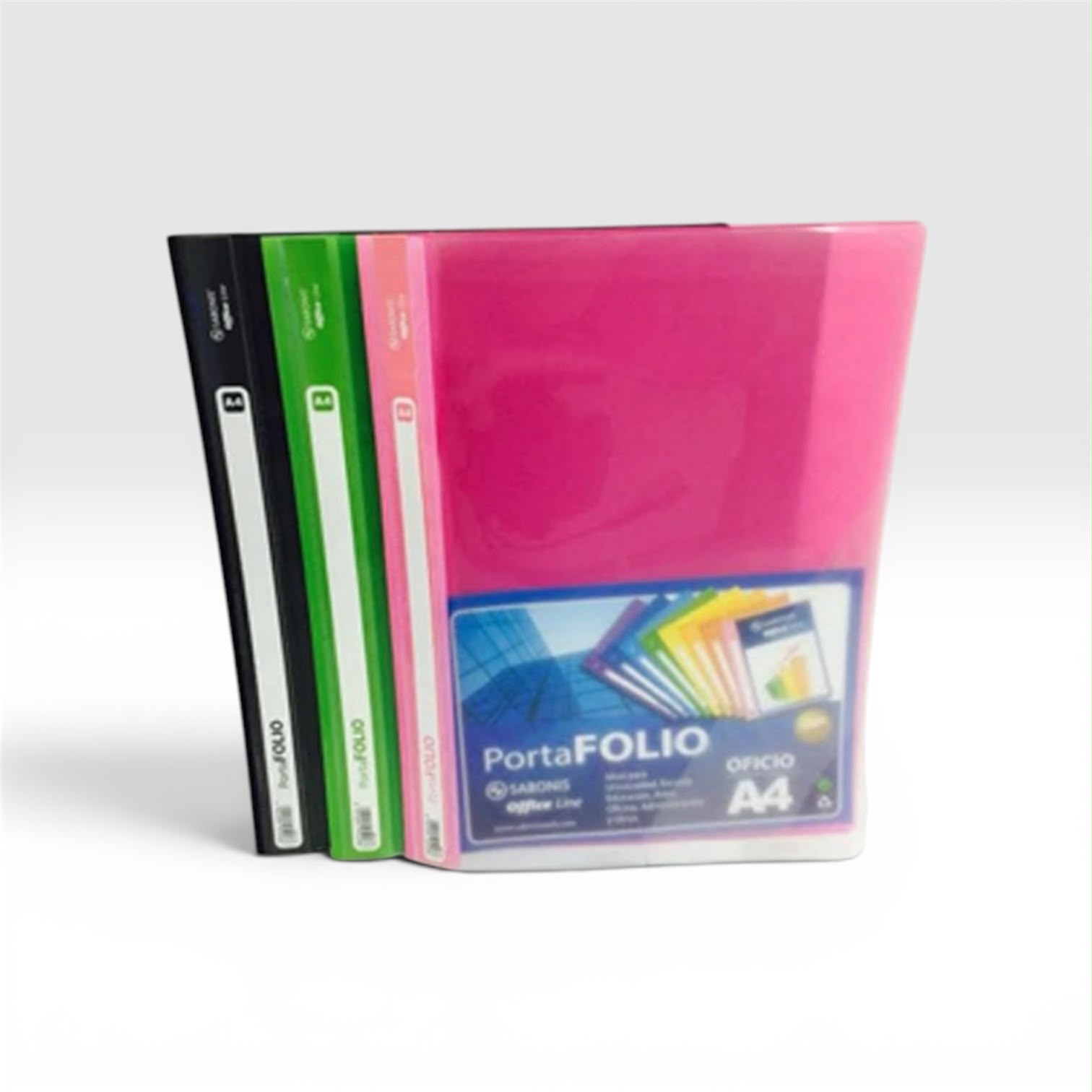 Folder pl&aacute;stico tama&ntilde;o carta c/ esquinero y broche de pvc.
Color: Azul, morado, verde, rosa, amarillo, gris, mamey, negro y azul rey.
Paquete c/12 piezas.